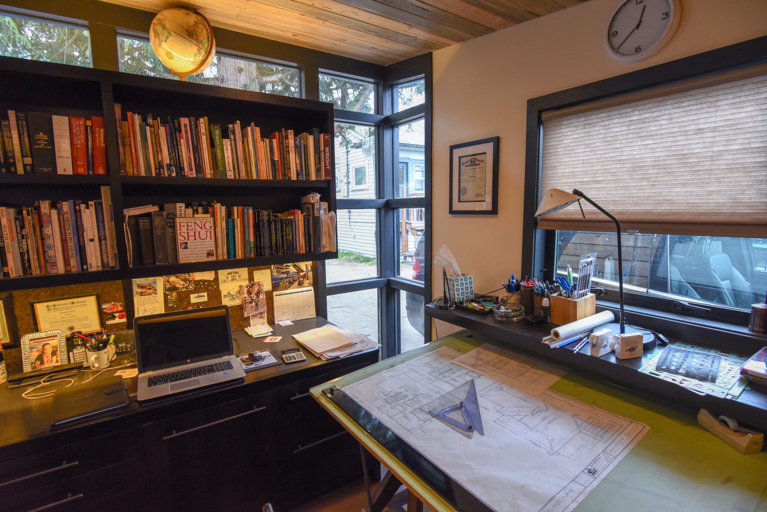 6 Drawing desk Garnet Residence
