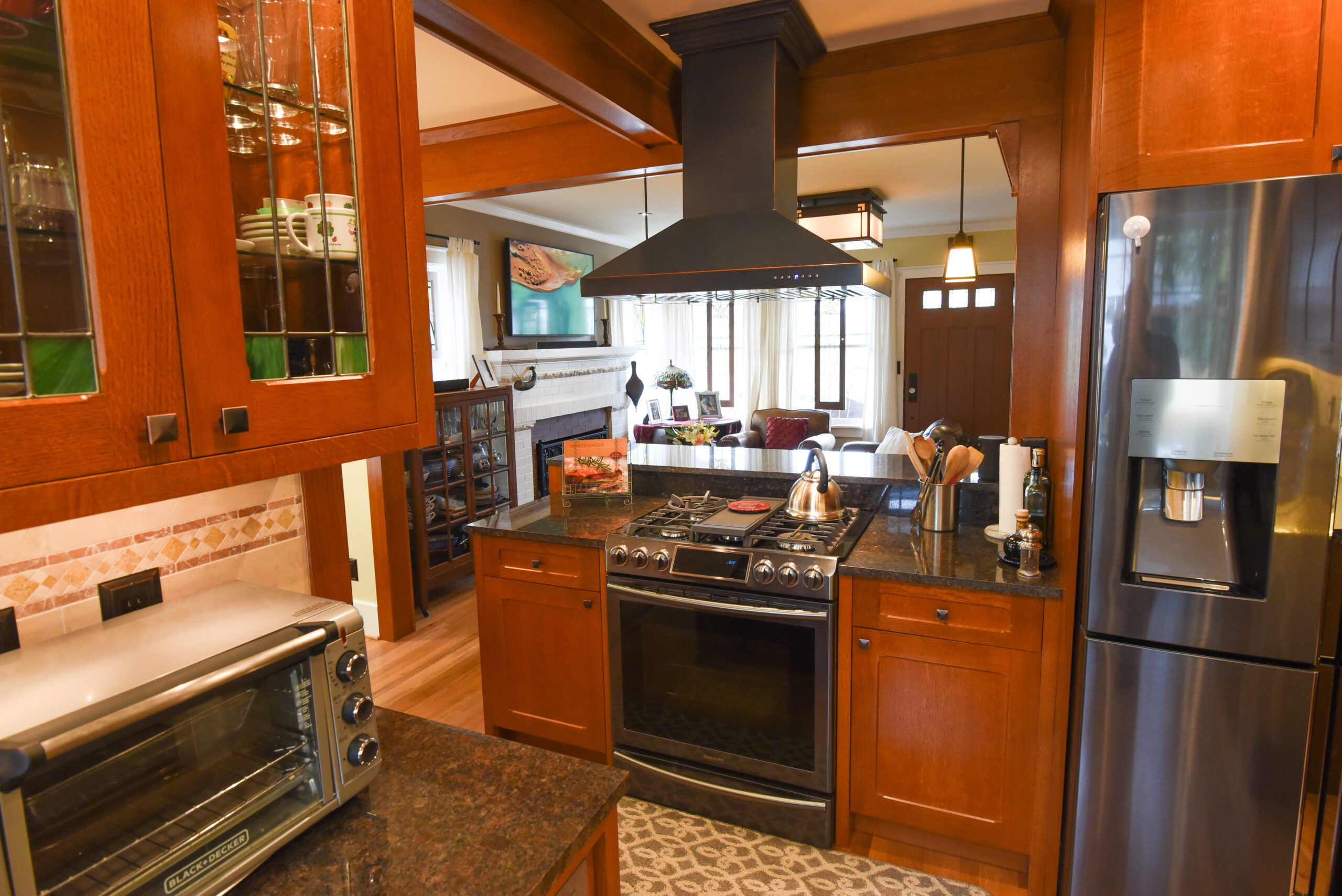 9 Kitchen